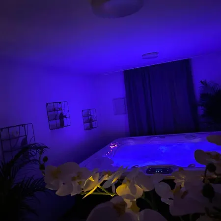 Шале Anna Bukowina Jacuzzi & Sauna Буковина-Татшаньска